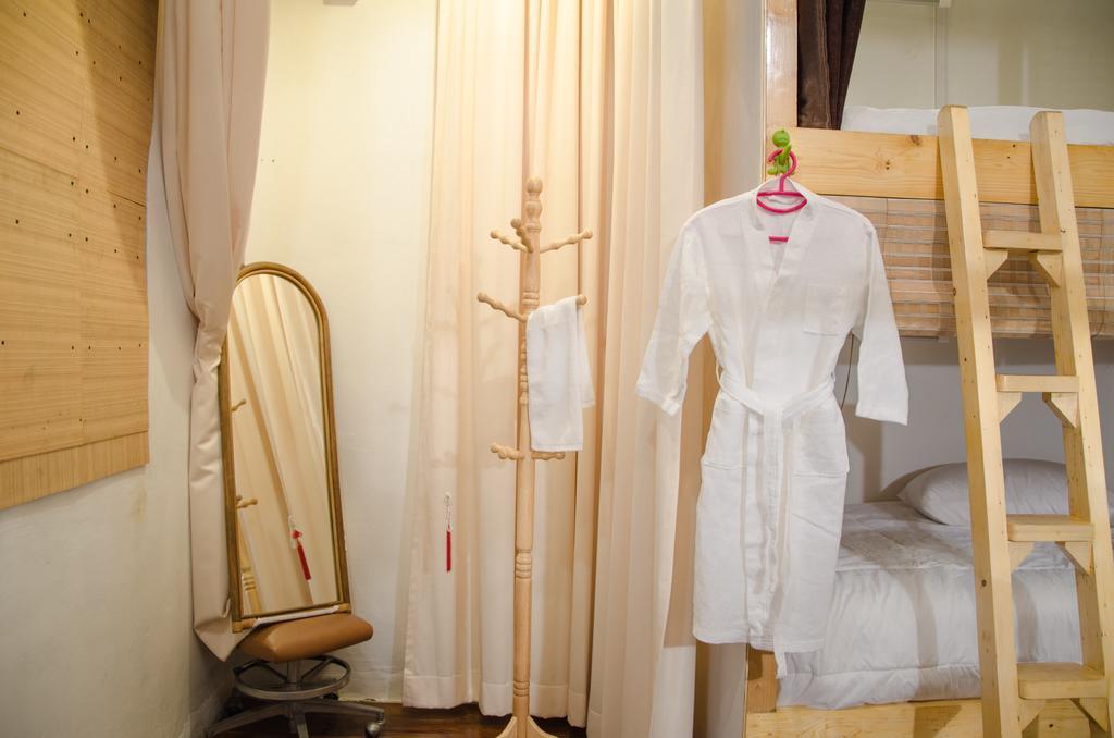 Bed And Butler Hostel Bangkok Exteriér fotografie
