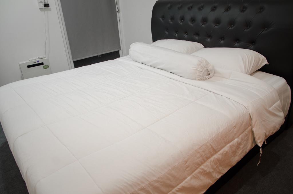 Bed And Butler Hostel Bangkok Exteriér fotografie